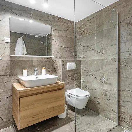 1 Bedroom Stunning In Βόντιτσε