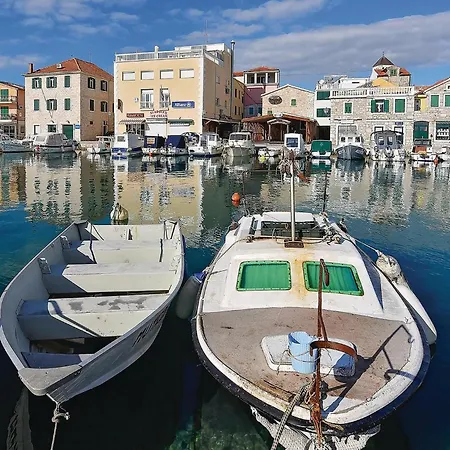 Διαμέρισμα 1 Bedroom Stunning In *